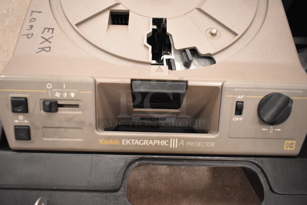 Kodak Ektagraphic III A Carousel Projector in Hard Case w/ 5 Slide Trays. 115 Volts, 1 Phase. (front room) - Image 4 of 12