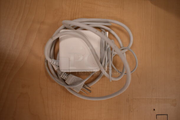 2 Apple A1502 13" MacBook Pro Laptops. 2 Times Your Bid! (front room) - Image 8 of 9