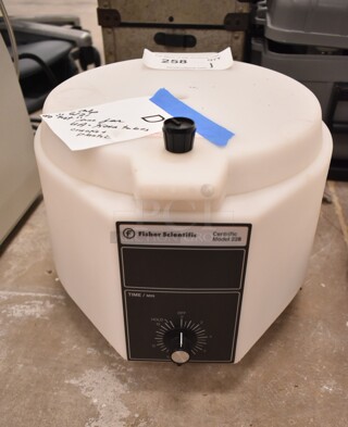 Fisher Scientific 228 Countertop Digital Water Bath. 115 Volts, 1 Phase. (front room)