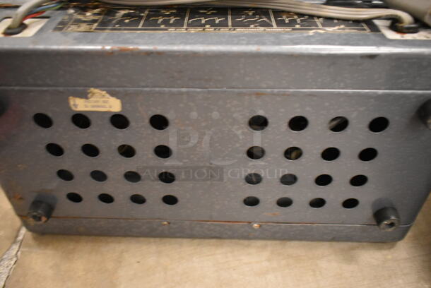 RCA WR-64B Metal Countertop Color Bar / Dot / Crosshatch Generator. (front room) - Image 5 of 7