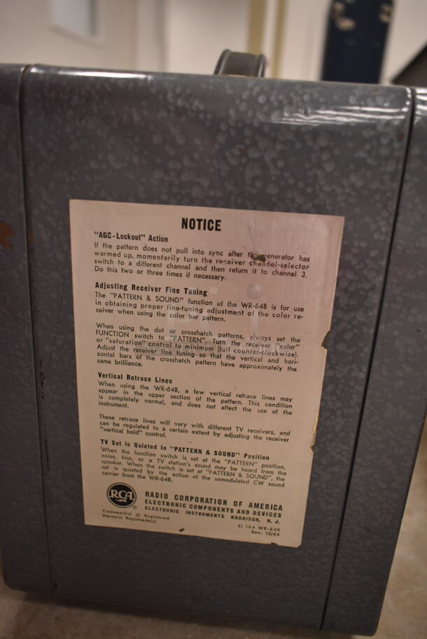 RCA WR-64B Metal Countertop Color Bar / Dot / Crosshatch Generator. (front room) - Image 6 of 7