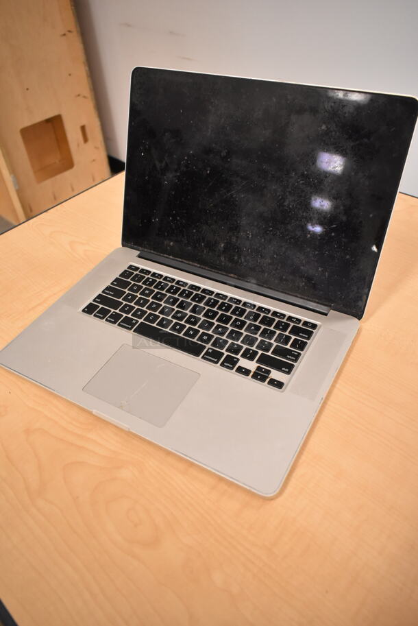2 Apple A1398 15" MacBook Pro Laptops. 2 Times Your Bid! (front room) - Image 7 of 11