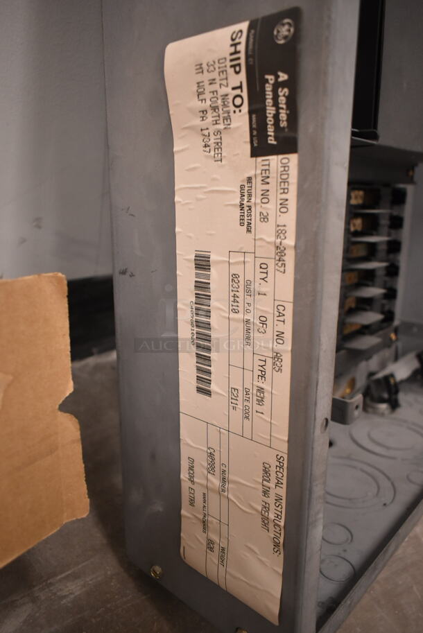 Metal Power Box Enclosure. (front room) - Image 4 of 6