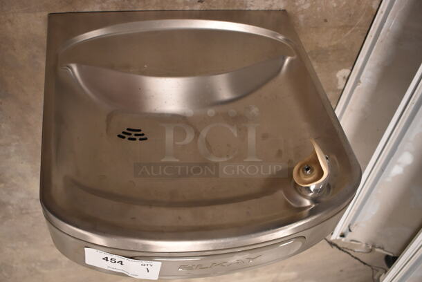 Elkay EZFS8_1B Metal Wall Mount Water Fountain. 115 Volts, 1 Phase. (front room) - Image 2 of 5