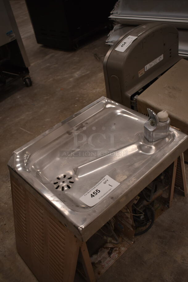 PLF5CM-100 Metal Wall Mount Water Fountain. 115 Volts, 1 Phase. (front room) - Image 6 of 7