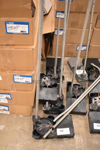 Lot of 4 Metal Units. (front room)