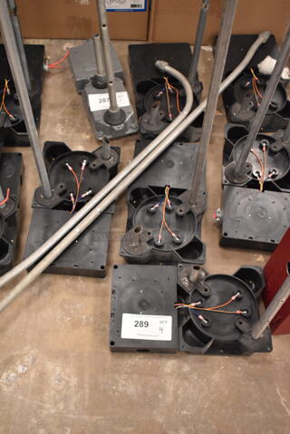 Lot of 4 Metal Units. (front room)