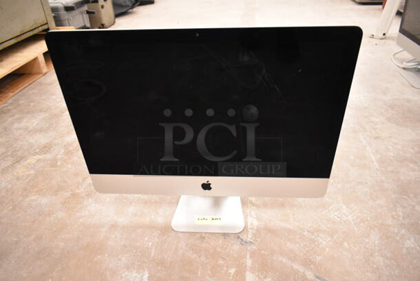 2 Apple A1418 21.5" iMac Desktop All In One Computer. 100-240 Volts, 1 Phase. 2 Times Your Bid! (front room) - Image 2 of 9
