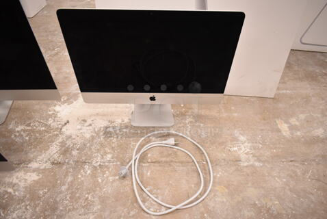 Apple A1418 21.5"  iMac Desktop All In One Computer. 100-240 Volts, 1 Phase. (front room)