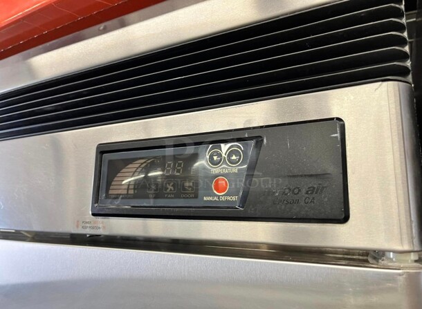 Late Model Turbo Air TSF-49SD Super Deluxe 54 inch Solid Door Reach-In Freezer 115 Volt Working - Image 6 of 7