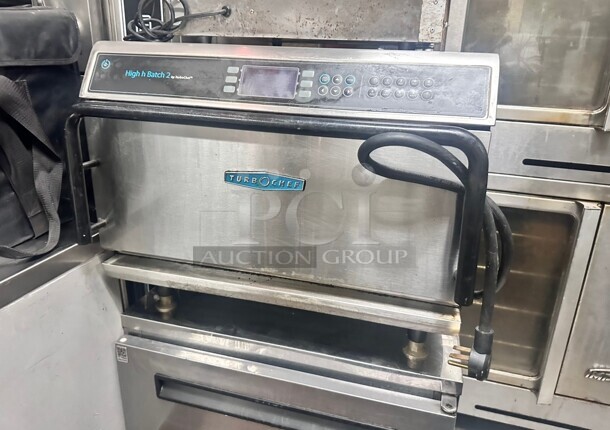 Excellent Condition TurboChef Ventless High h Batch 2  C Rapid Cook Oven, 208V 1-phase 5700 Watts Working - Image 1 of 5