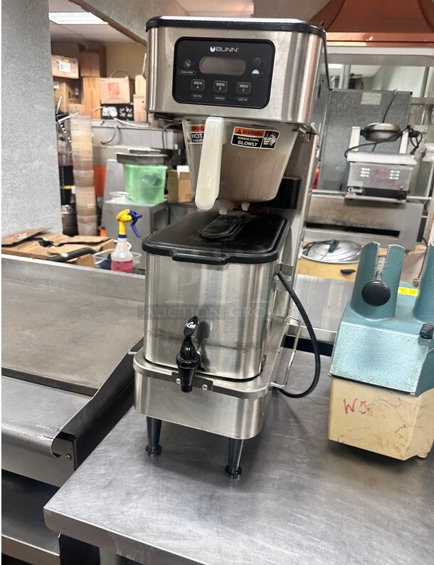Late Model Bunn ITB-LP Automatic Iced Tea Brewer 120 Volt Working - Image 4 of 6