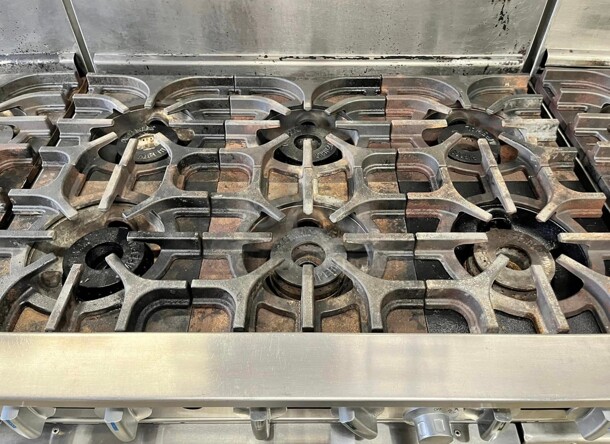 Fully Working Imperial IR-6 36 inch 6 Burner Gas Range w/ Standard Oven - Image 5 of 5