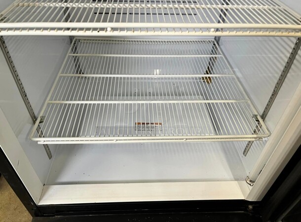 Late Model Universal Nolin MC750-1 by Beverage Air 26.5 CuFt MiraCool Reach-In Refrigerated Merchandiser 115 Volt Working - Image 4 of 7