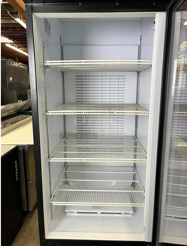Late Model Universal Nolin MC750-1 by Beverage Air 26.5 CuFt MiraCool Reach-In Refrigerated Merchandiser 115 Volt Working - Image 5 of 7