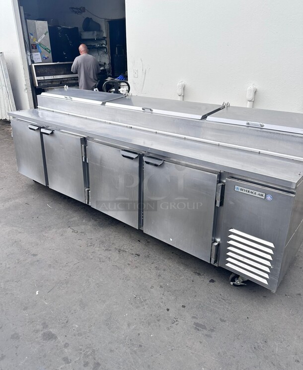 Excellent Condition Beverage Air DP119HC 119 inch Pizza Prep Table w/ Refrigerated Base, 115v Working - Image 2 of 7