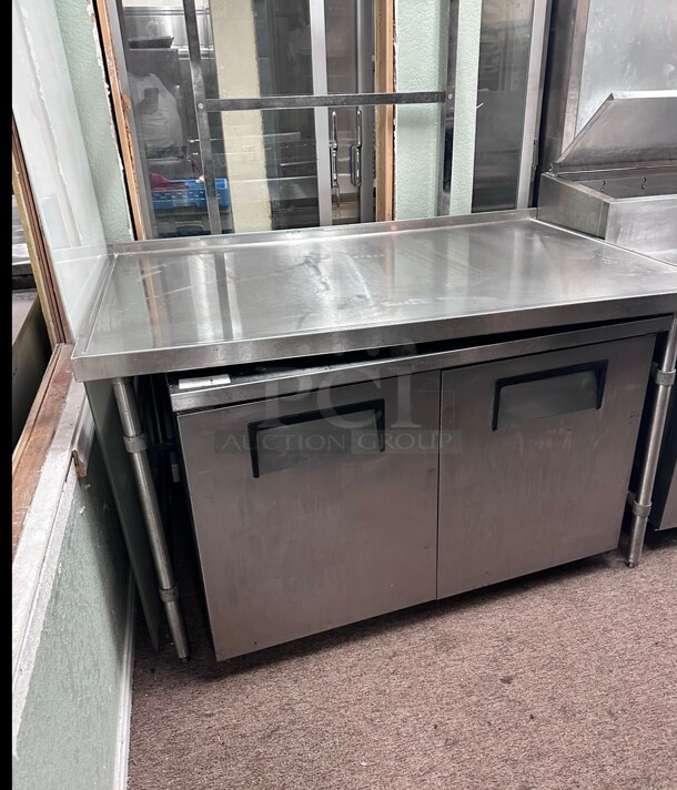 Excellent Condition True TUC-48F 48 inch Undercounter Freezer w/ (2) Sections & (2) Doors, 115v Working - Image 3 of 5