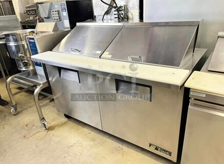 Late Model True TSSU-60-24M-B-ST 60 inch Dual Side Sandwich/Salad Prep Table w/ Refrigerated Base, 115v Working