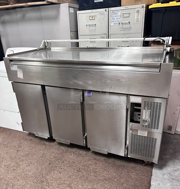 Late Model Randell Commercial Pizza Table 115 Volt Working  - Image 1 of 9