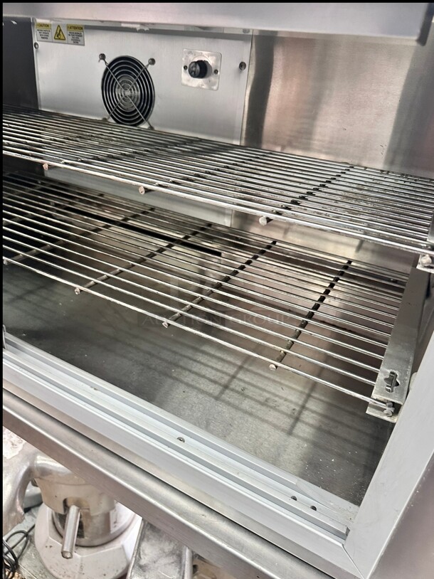 Excellent Condition Randell Refrigerated Counter Top Glass Display 115 Volt Working - Image 6 of 8