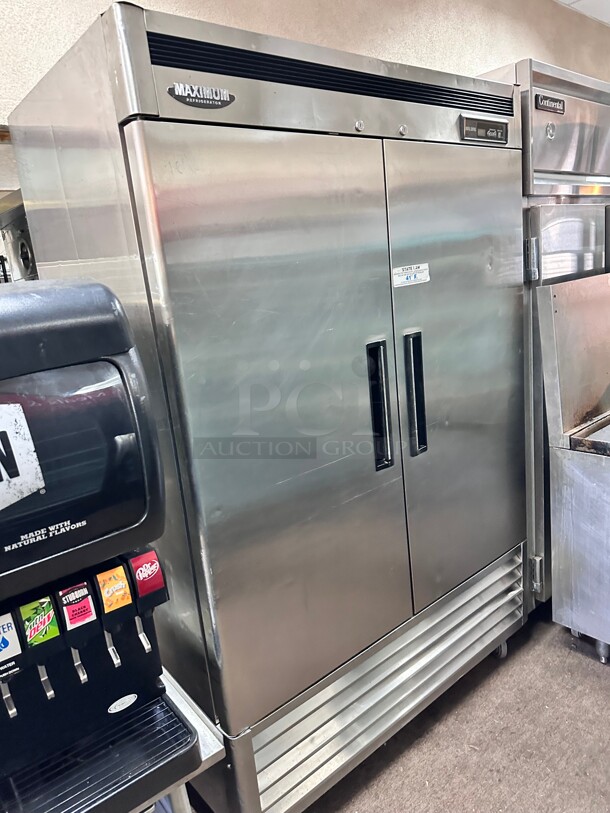 Turbo Air MSR-49 Super Deluxe 54 inch Top Mounted Solid Door Reach-In Refrigerator 115 Volt Working - Image 5 of 6