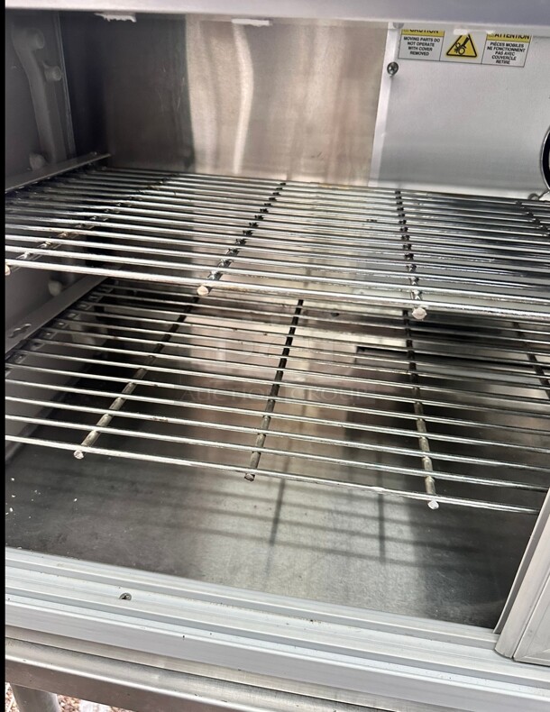 Excellent Condition Randell Refrigerated Counter Top Glass Display 115 Volt Working - Image 8 of 8