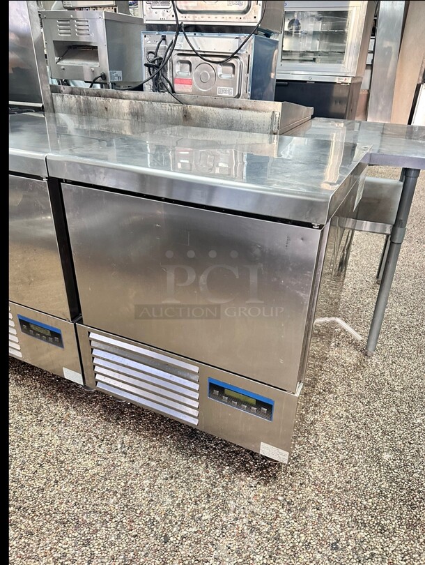New Beverage Air BCF44/24-4 Blast Chiller/Freezer Reach-In Unit, 4 Pan Capacity 220 Volt 1 Phase Working Made In Italy - Image 4 of 9