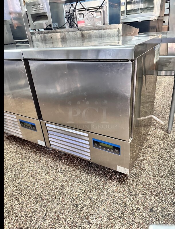 New Beverage Air BCF44/24-4 Blast Chiller/Freezer Reach-In Unit, 4 Pan Capacity 220 Volt 1 Phase Working Made In Italy - Image 5 of 9