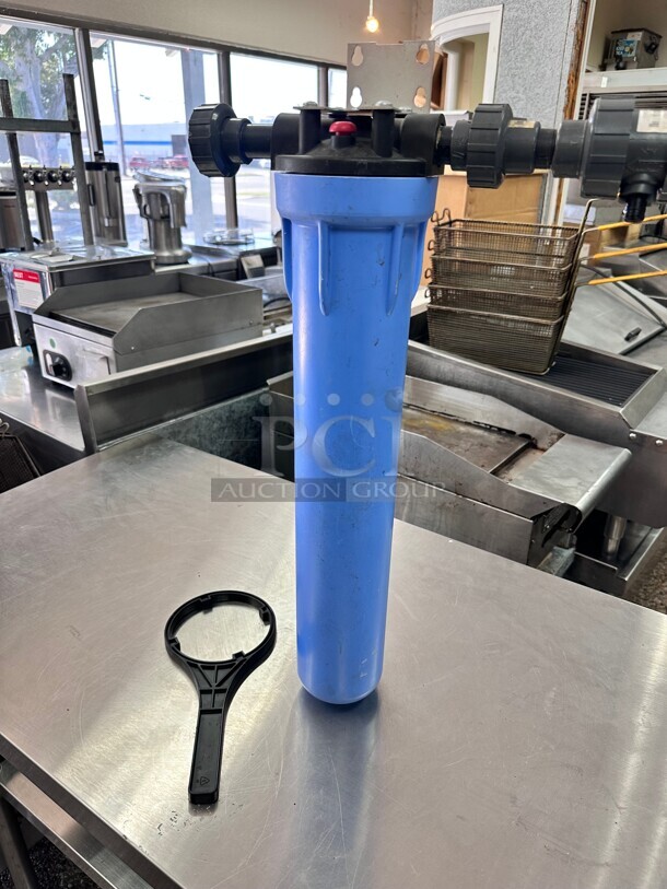 Commercial Water Filter Great for Ice machine or Hot and cold drinks - Image 1 of 4