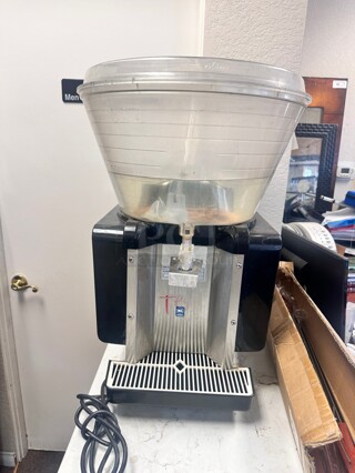 Cornelius Jet Spray Cold Beverage Dispenser, 8 Gallon Capacity 115 Volt Working