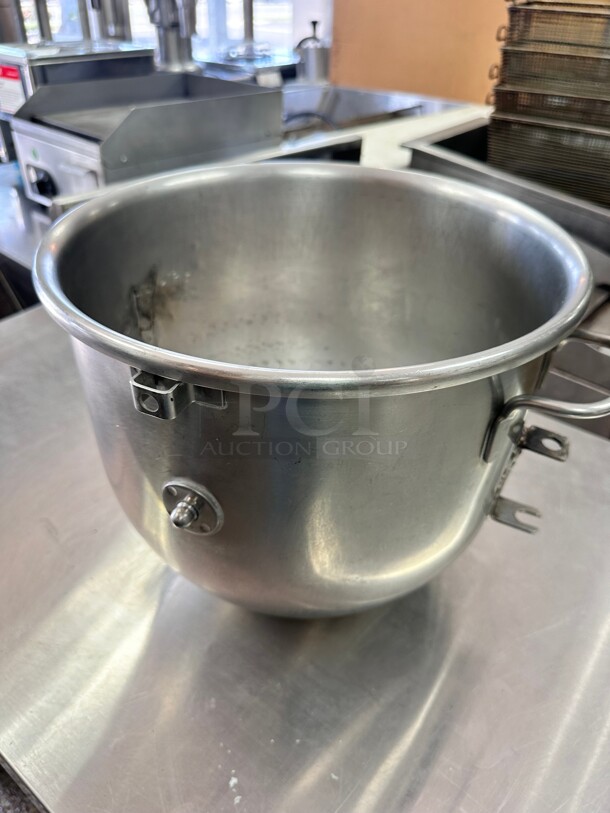 Hobart Stainless Steel Bowl for Hobart 20 QT Legacy Mixer NSF - Image 4 of 4