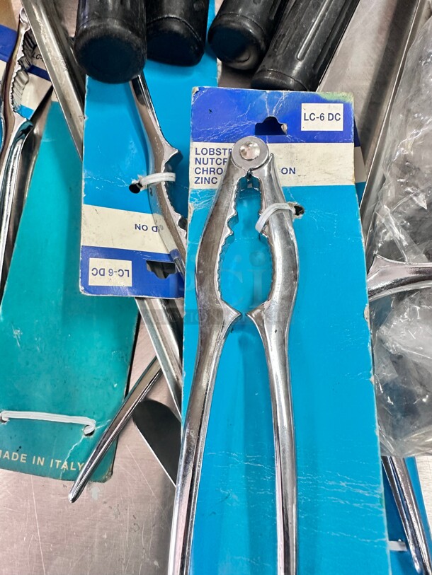 One Lot Of Misc Kitchen Items 
Ice Cream Scooper Table Holders Can Opener etc - Image 3 of 11