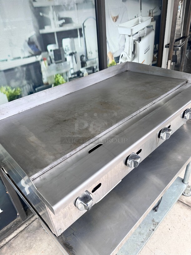 Excellent Condition Commercial Heavy Duty Propane 48 Inch Griddle Working - Image 2 of 5