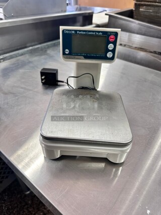 Taylor Digital 10 lb Portion Control Scale w/Tower Readout Working