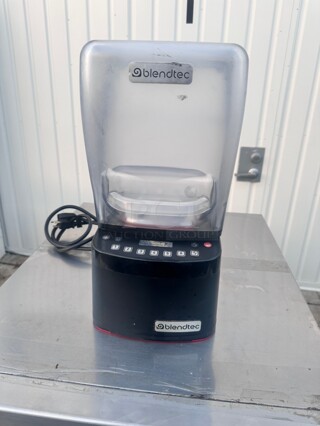 Excellent Condition Blendtec CQB1 Stealth Commercial Blender with Sound Enclosure 120V Working