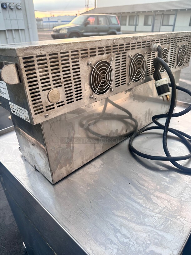 Excellent Condition Carter Hoffmann 16090-3810 Wall Mounting Grease Hood 220 Volt Working - Image 7 of 7