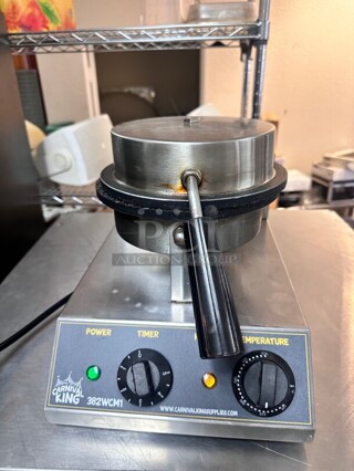 Clean Carnival King WCM1 8 inch Non-Stick Waffle Cone Maker - 120V Working