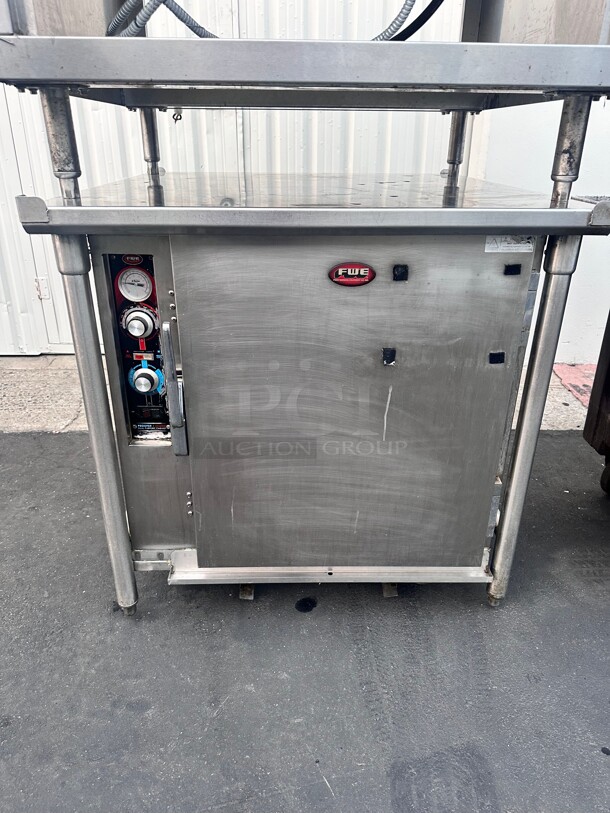 Excellent Condition FWE ETC-UA-4PH Undercounter  Mobile Heated Cabinet w/ (4) Pan Capacity, 120v Working - Image 3 of 9