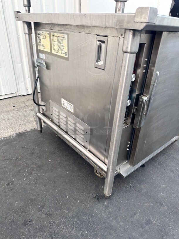 Excellent Condition FWE ETC-UA-4PH Undercounter  Mobile Heated Cabinet w/ (4) Pan Capacity, 120v Working - Image 4 of 9