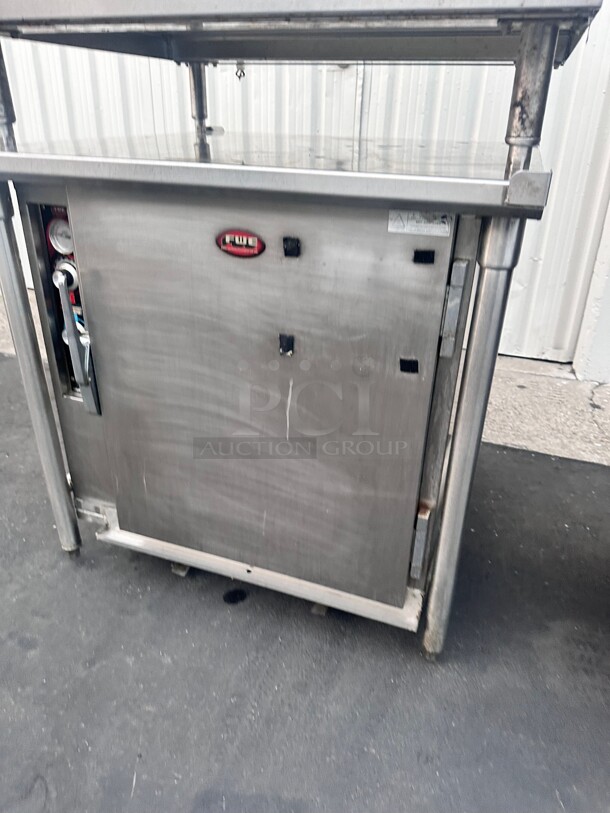 Excellent Condition FWE ETC-UA-4PH Undercounter  Mobile Heated Cabinet w/ (4) Pan Capacity, 120v Working - Image 9 of 9