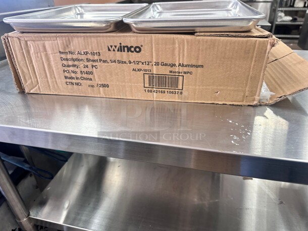 New Winco ALXP-1013 1/4 Quarter Size Bun / Sheet Pan - 13 x 9 1/2, 20 gauge Aluminum - Image 3 of 8