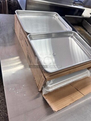 New Winco ALXP-1013 1/4 Quarter Size Bun / Sheet Pan - 13 x 9 1/2, 20 gauge Aluminum
