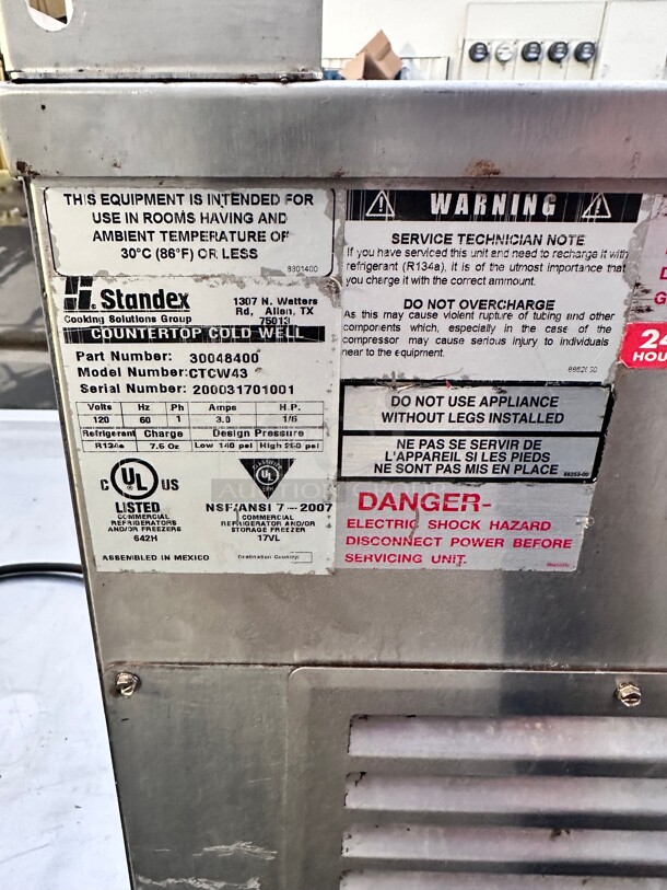 Excellent Condition APW Wyott CTCW-43 Countertop Cold Food Well - 120V Working - Image 5 of 5