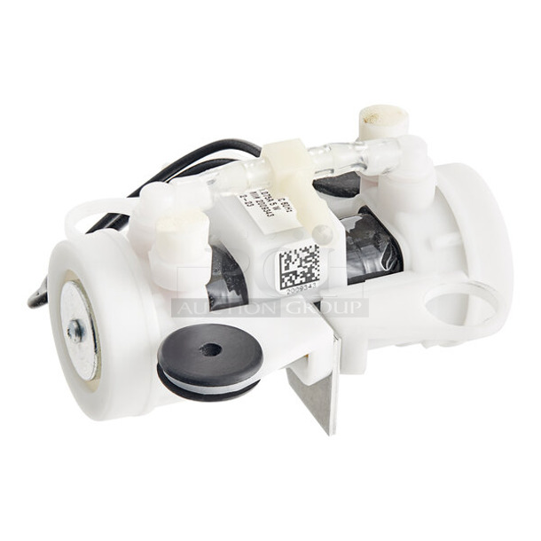BRAND NEW SCRATCH AND DENT! Manitowoc 2009343 Compressor - Image 1 of 3