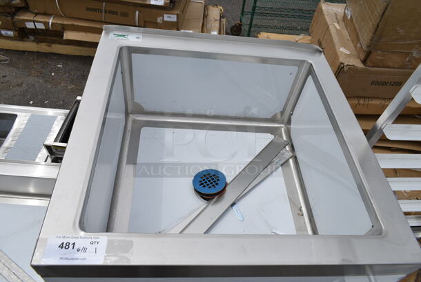 BRAND NEW SCRATCH AND DENT! Regency 600SM242412 16-Gauge Stainless Steel One Compartment Floor Mop Sink - 24" x 24" x 12" Bowl - Image 2 of 5