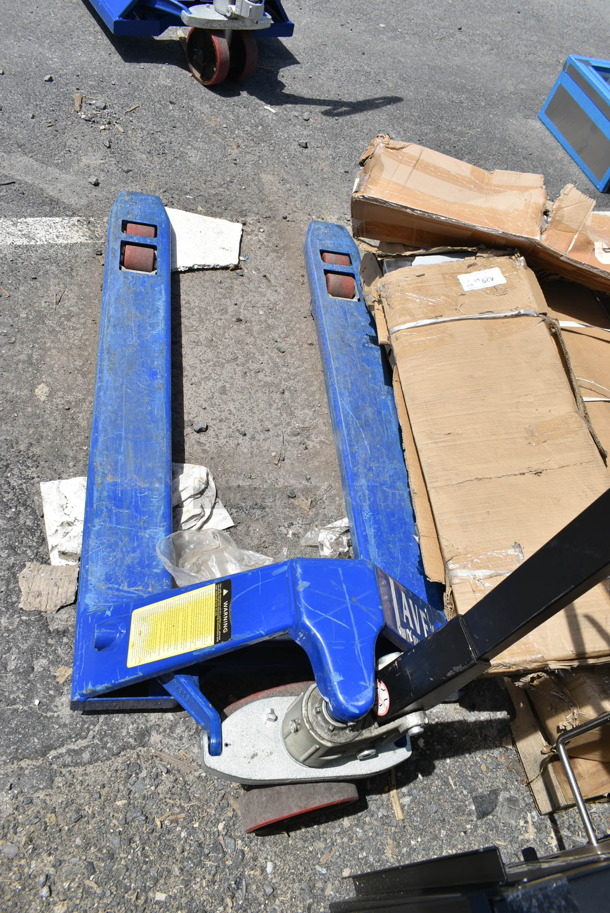 BRAND NEW SCRATCH AND DENT! Lavex 481LPT274866 27" x 48" Pallet Jack - 6600 lb. Capacity - Image 3 of 6