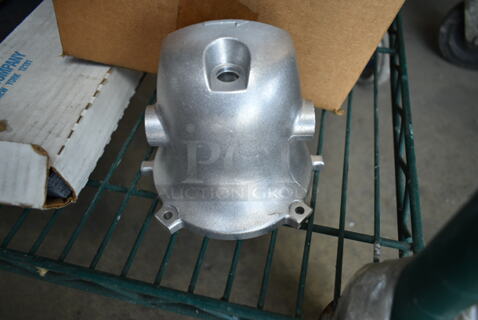 BRAND NEW! Makita 165781-5 Gear Housing