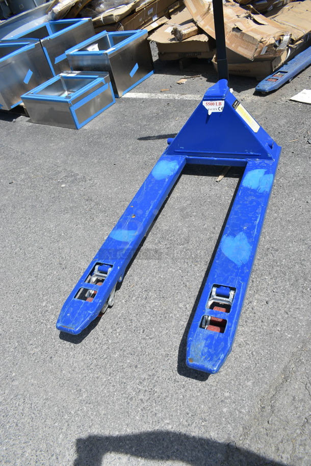 BRAND NEW SCRATCH AND DENT! Lavex 481L274855P6 27" x 48" Pallet Jack - 5500 lb. Capacity - Image 4 of 6