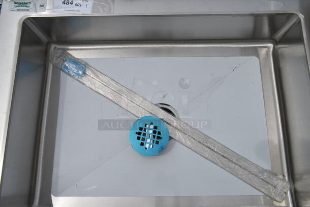 BRAND NEW SCRATCH AND DENT! Regency 600SM20286 33" 16-Gauge Stainless Steel One Compartment Floor Mop Sink - 28" x 20" x 6" Bowl - Image 5 of 7