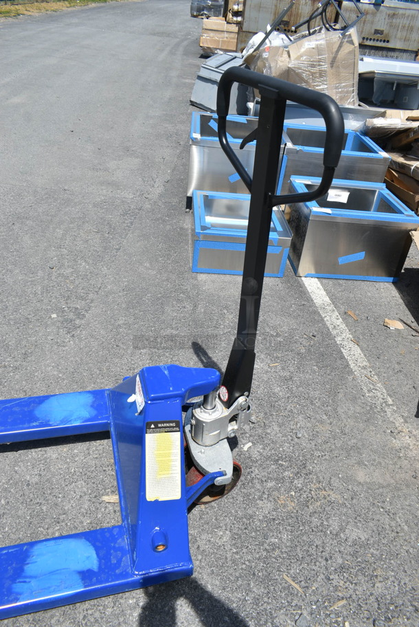 BRAND NEW SCRATCH AND DENT! Lavex 481L274855P6 27" x 48" Pallet Jack - 5500 lb. Capacity - Image 5 of 6